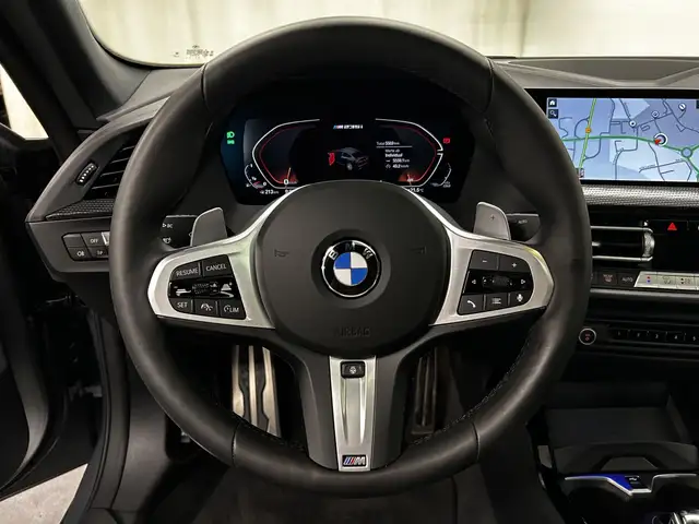 BMW 2 Series view 24