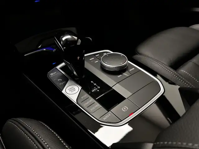 BMW 2 Series view 21