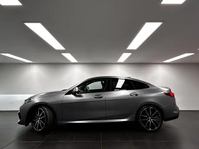 BMW 2 Series view 2