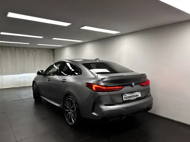 BMW 2 Series view 11