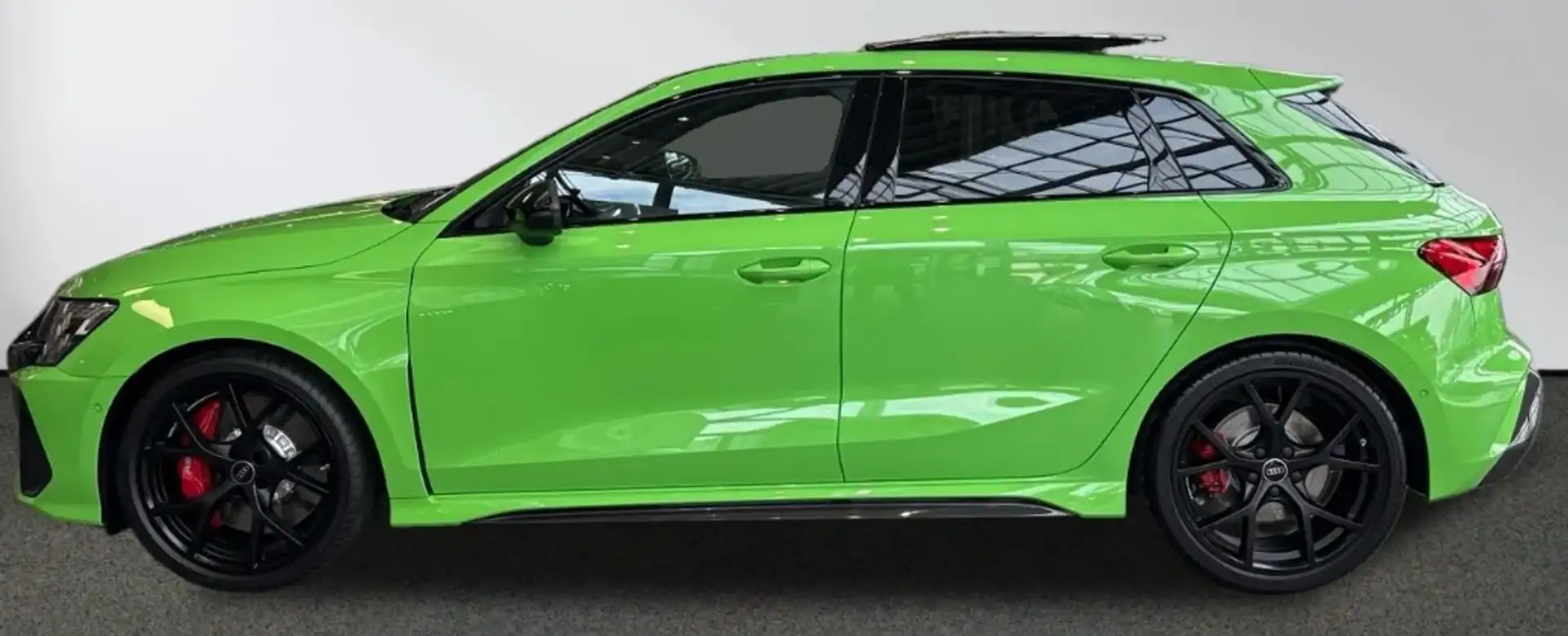 Audi RS3 RS 3 Sportback *Sofort Verfügbar* Grün - 2