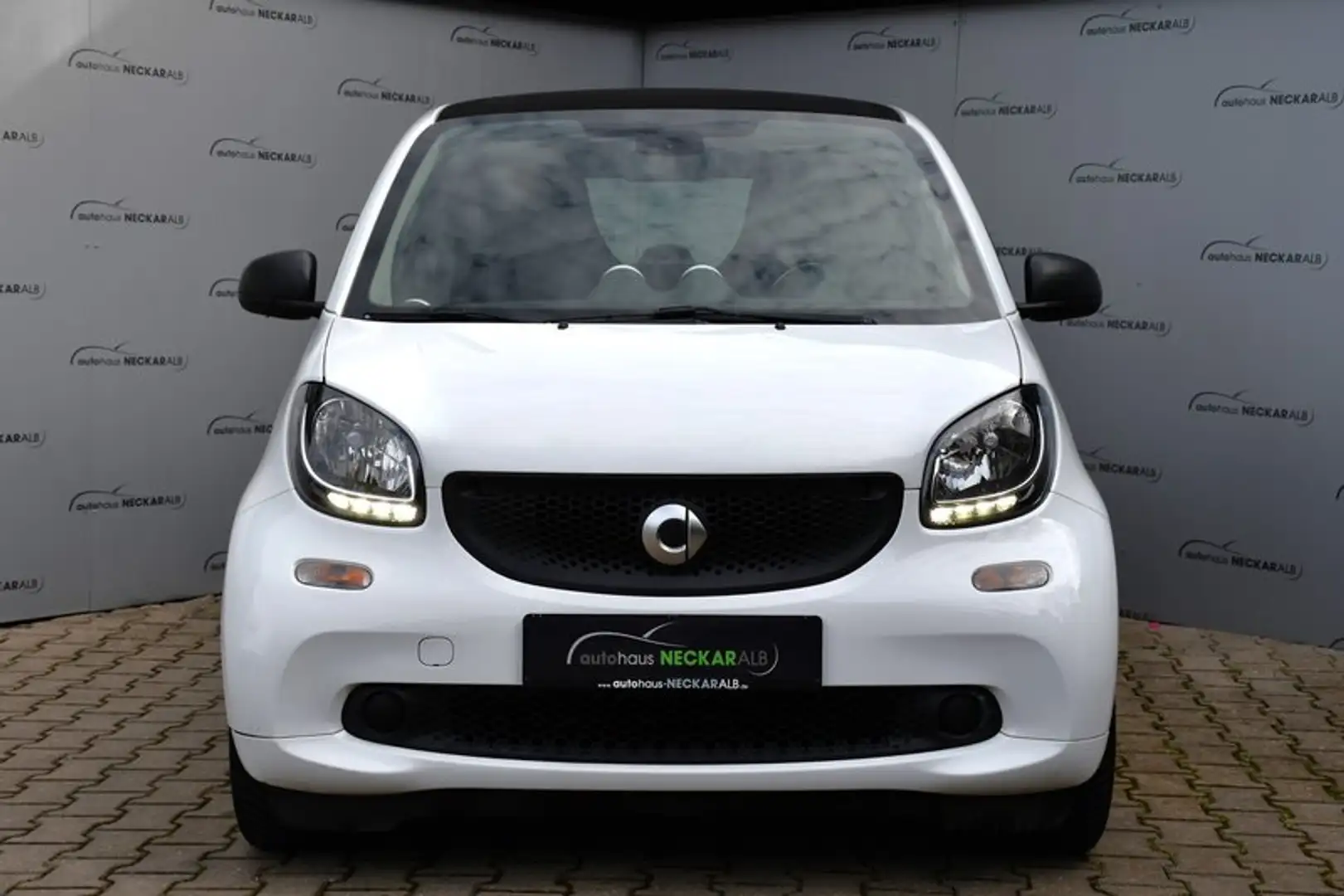 smart forTwo coupe *1.Hand*Tempomat*Bluetooth*AUX* Weiß - 2