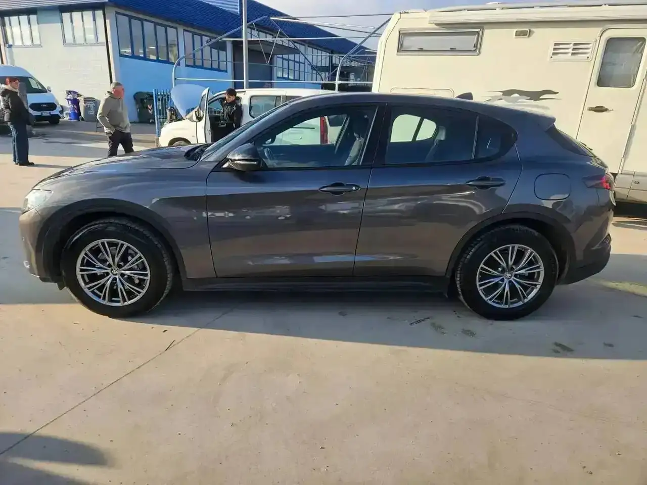 Alfa Romeo Stelvio 2023