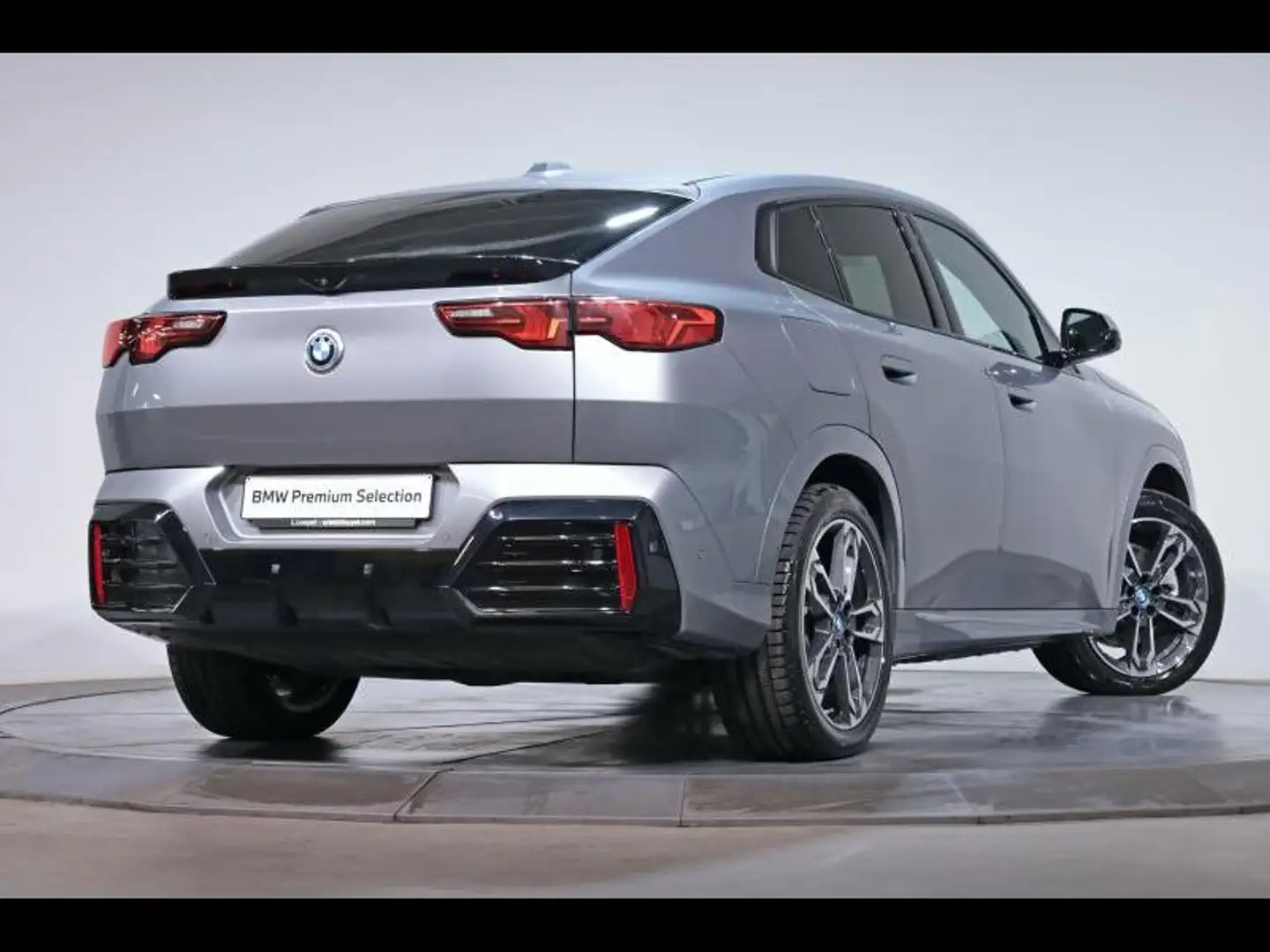 BMW iX2 xDrive30 Kit M Sport Gris - 2