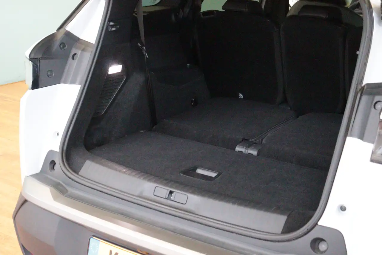 Peugeot 5008 1.2 Hybrid 145 Allure Automaat | 7 PERS | APPCONNE 8