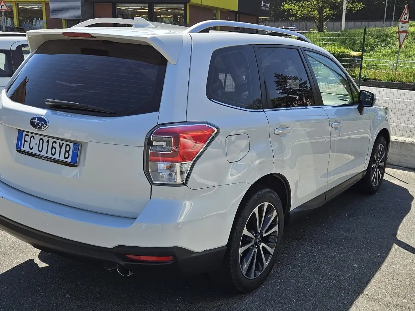 Subaru Forester 2.0d-S Sport Style lineartronic Bianco - 2