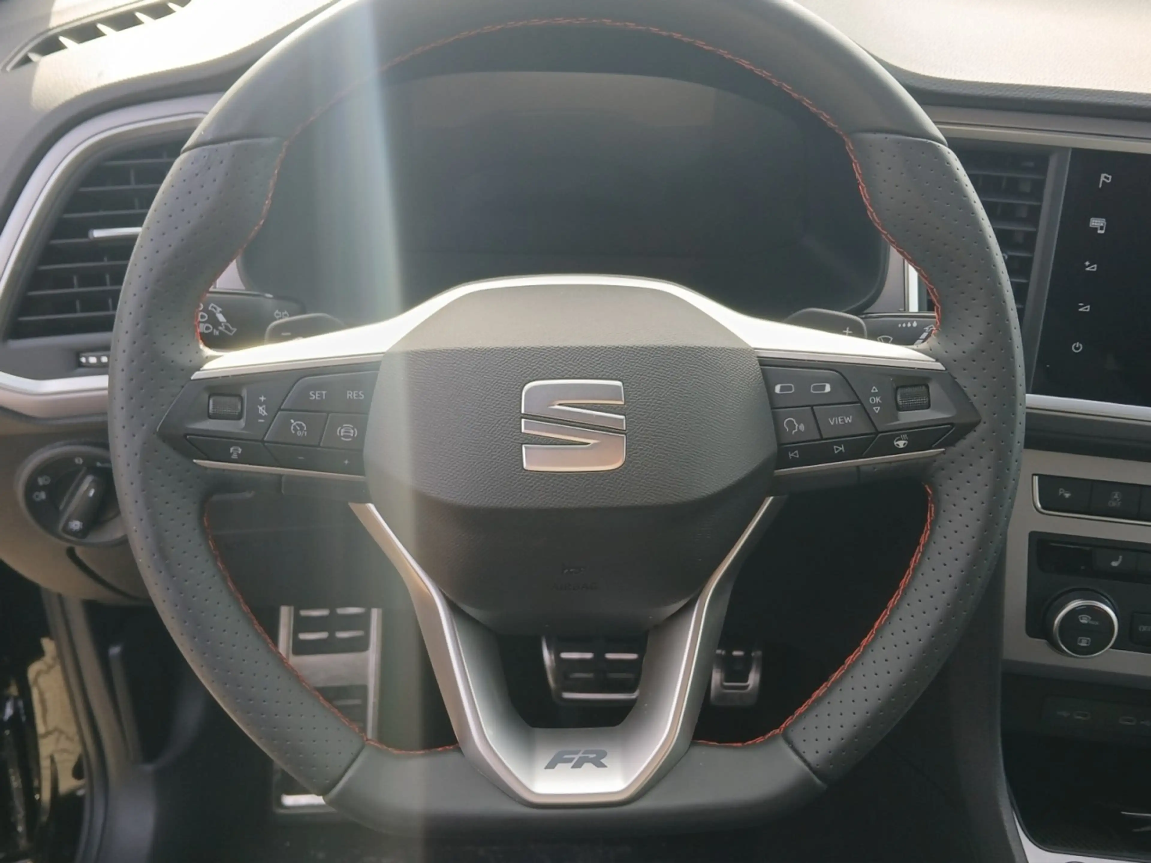 SEAT Ateca FR DSG,Navi,AHK,Panorama,el. Heckklappe — photo 10