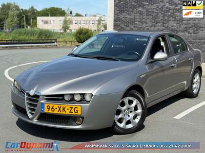 Alfa Romeo 159 1.8 mpi Business // CLIMATE // MULTIMEDIA // RIJD