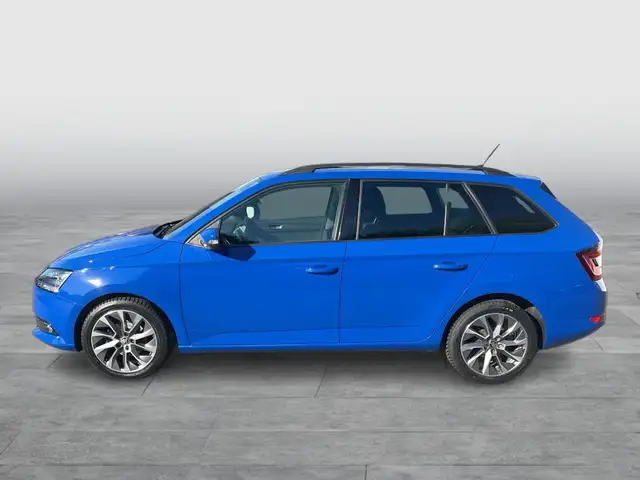 Skoda Fabia view 2
