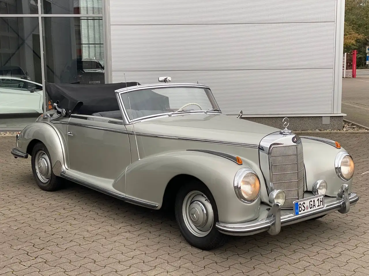 Mercedes-Benz 300 S CABRIOLET 188, foto 5