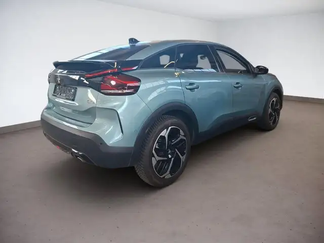 Citroen C4 view 6