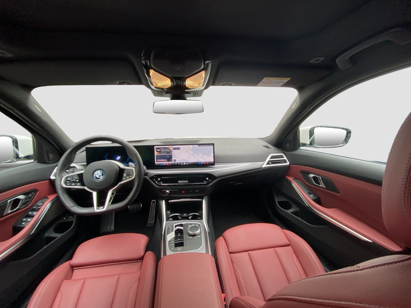 BMW 330 e xDrive ///M-Sport Pano ACC AHK H&K 360° — photo 12