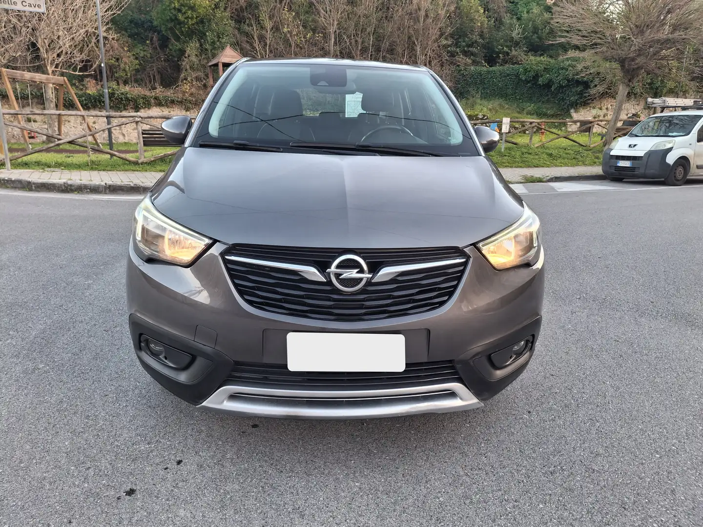 Opel Crossland X Crossland X 1.2 Innovation 83cv my18.5 Grau - 2