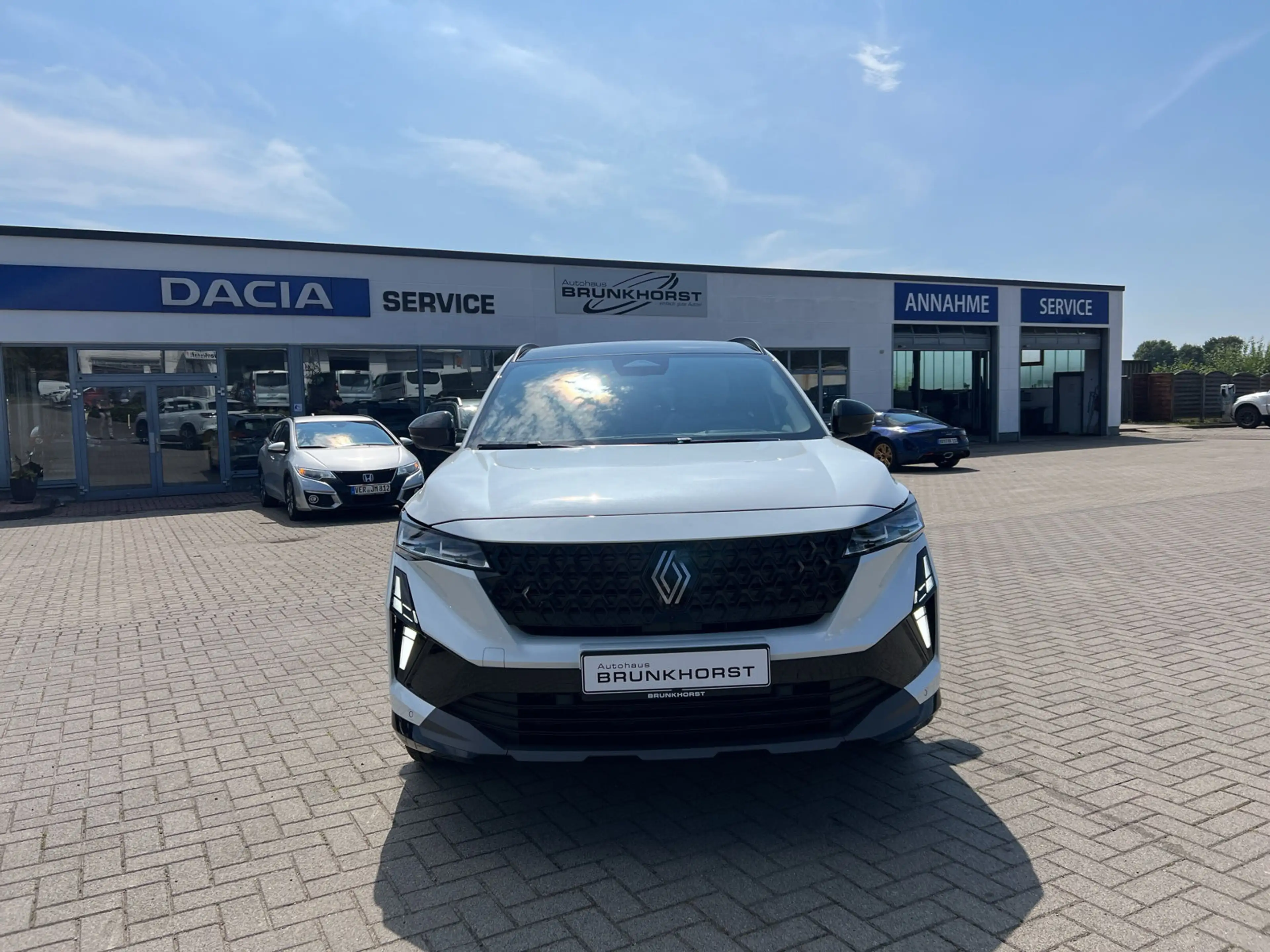 Renault Espace E-TECH 200 Iconic 7-S SHZ LKHZ 360° Pano — photo 3
