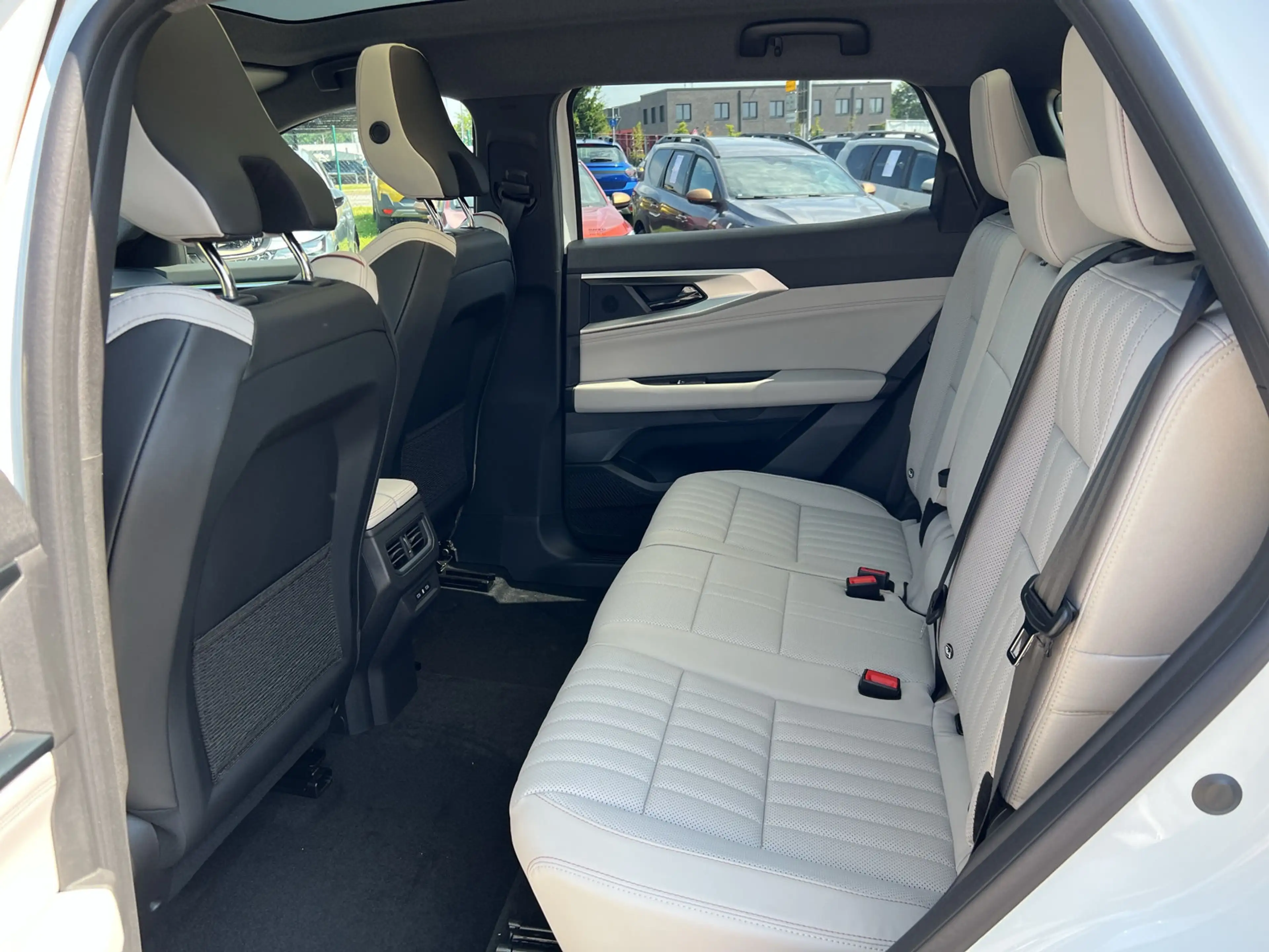 Renault Espace E-TECH 200 Iconic 7-S SHZ LKHZ 360° Pano — photo 10