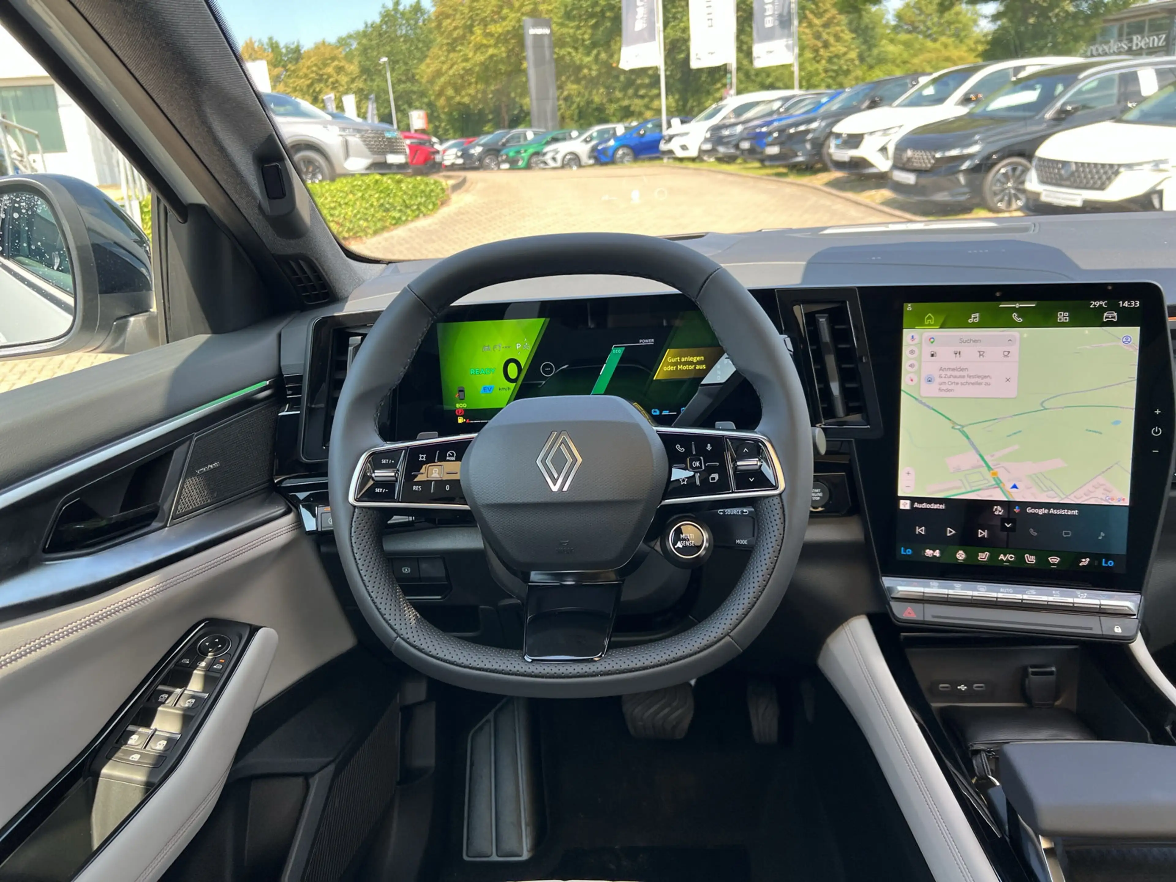 Renault Espace E-TECH 200 Iconic 7-S SHZ LKHZ 360° Pano — photo 7