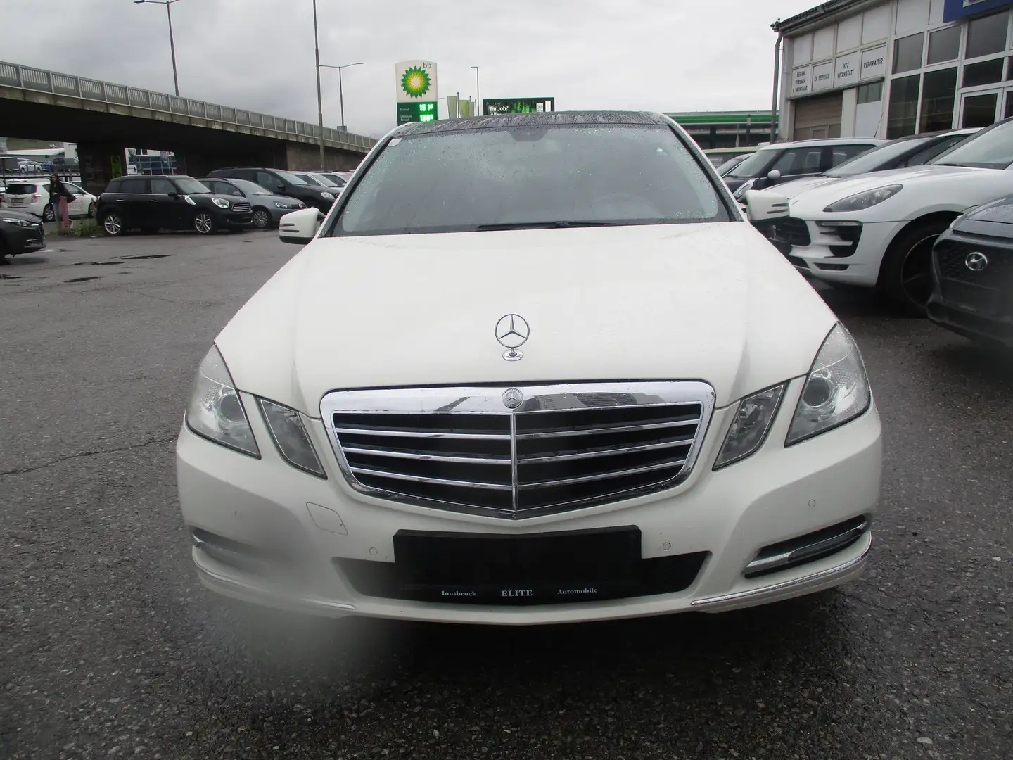 Mercedes-Benz E 220 CDI BlueEfficiency Weiß - 2