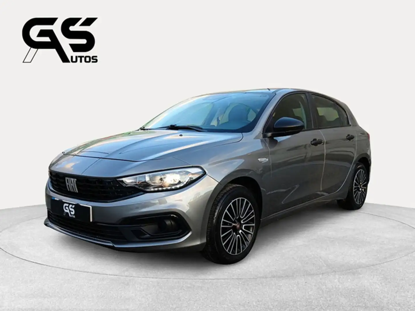 Fiat Tipo 1.0 City Cross Gris - 1