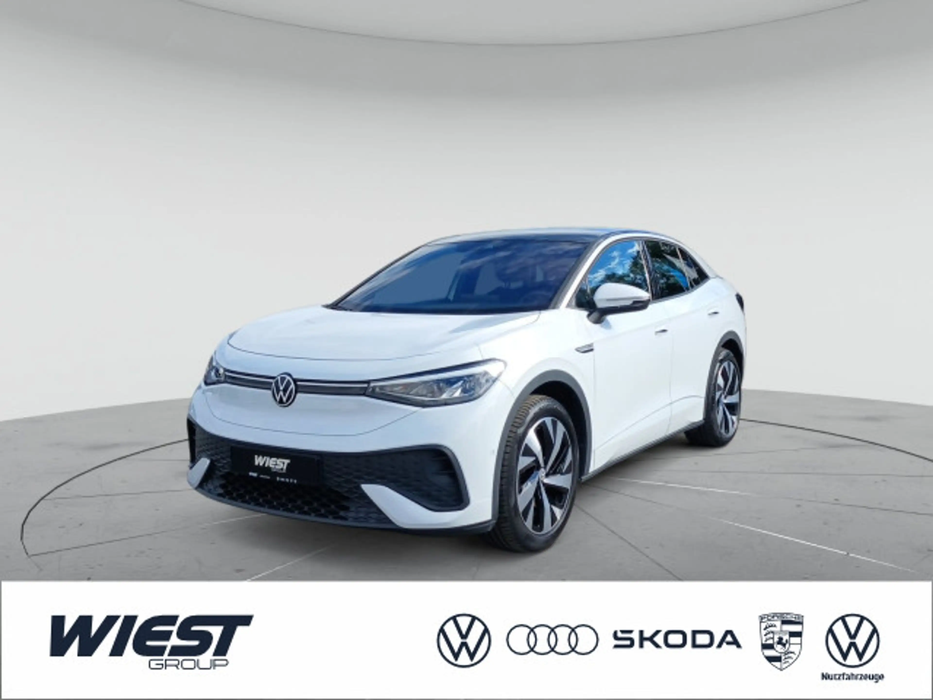 Volkswagen ID.5 Pro Performance 82kWh AHK Ambiente RFK Stan