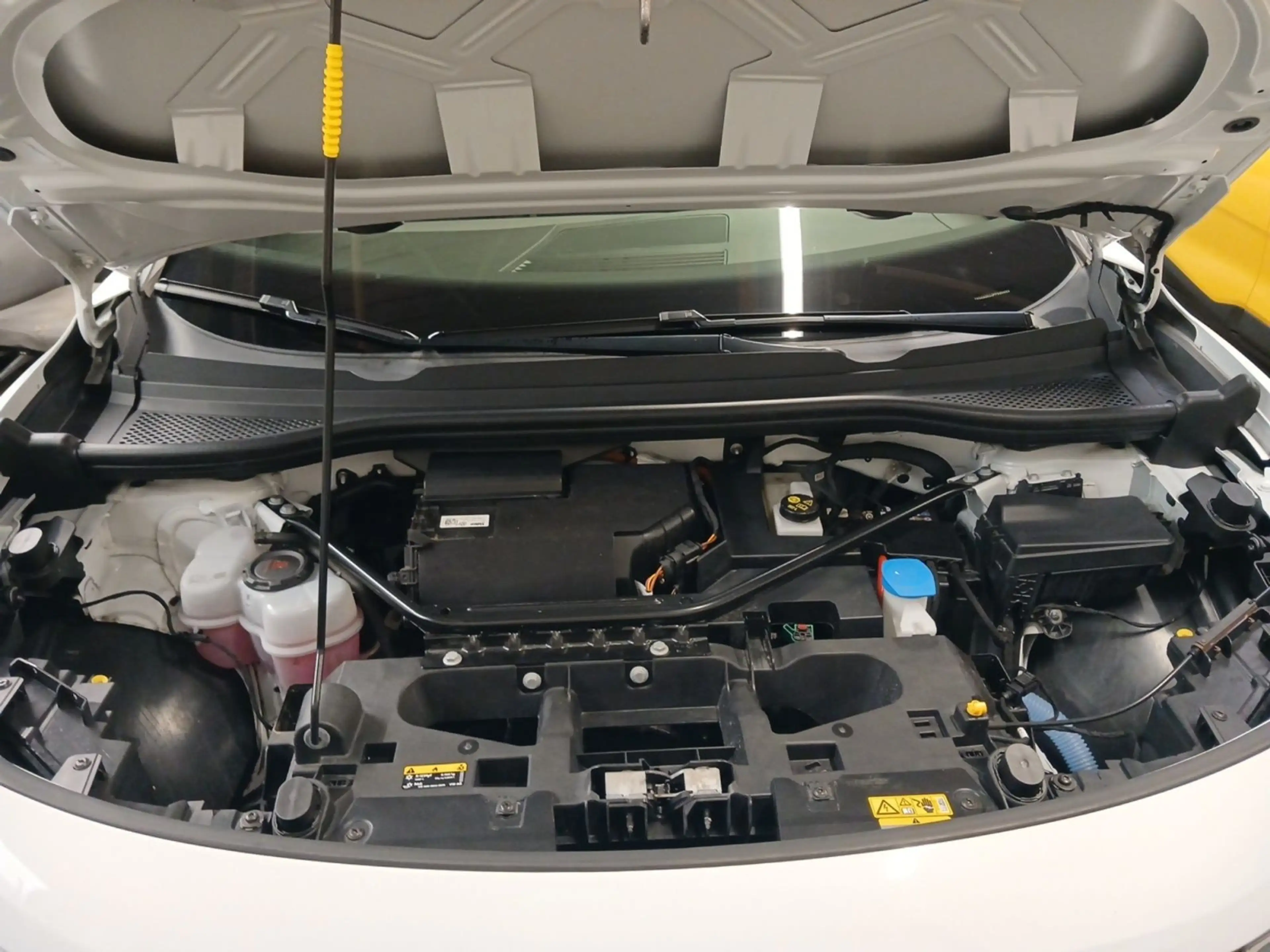 Volkswagen ID.5 Pro Performance 82kWh AHK Ambiente RFK Stan — photo 12
