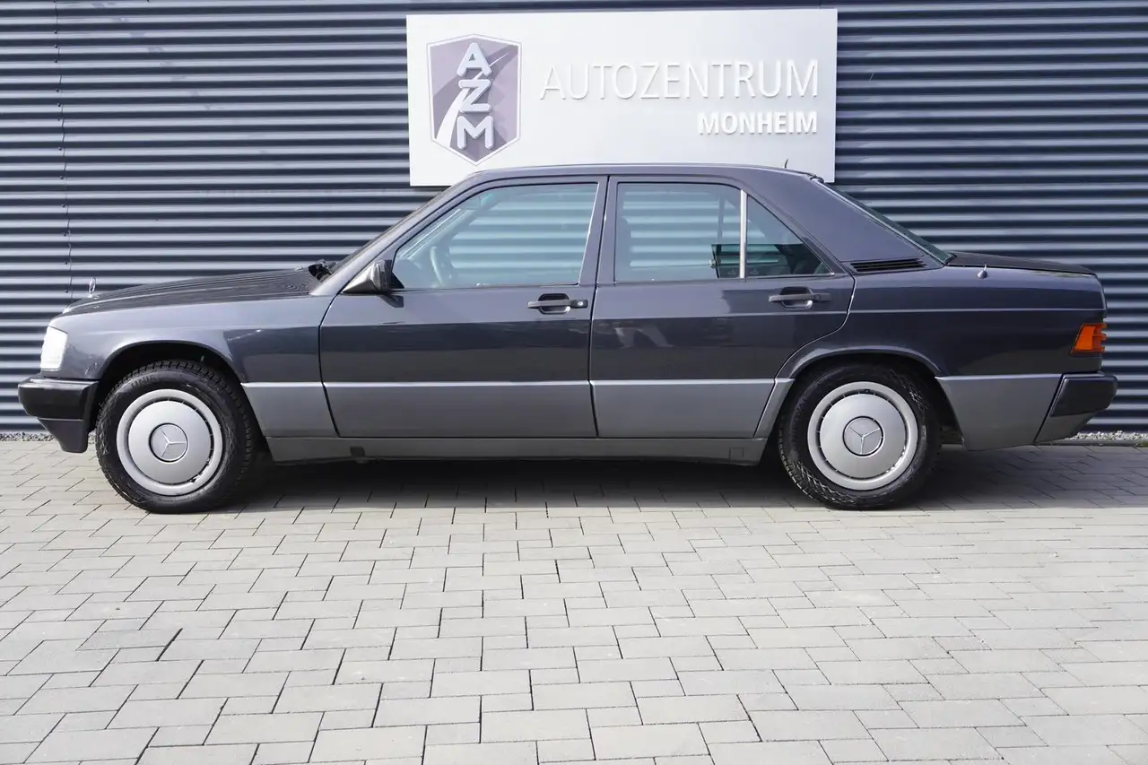 Mercedes-Benz 190 E 2.3 OLDTIMER|H-ZULASSUNG|SCHIEBEDACH, foto 4