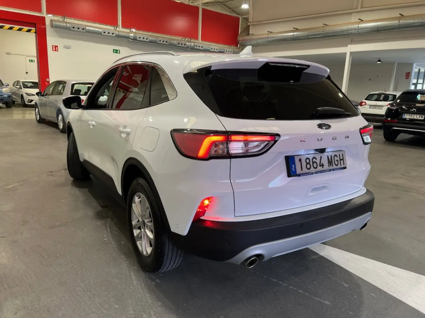 Ford Kuga 1.5 EcoBoost Titanium FWD 150 Blanc - 2