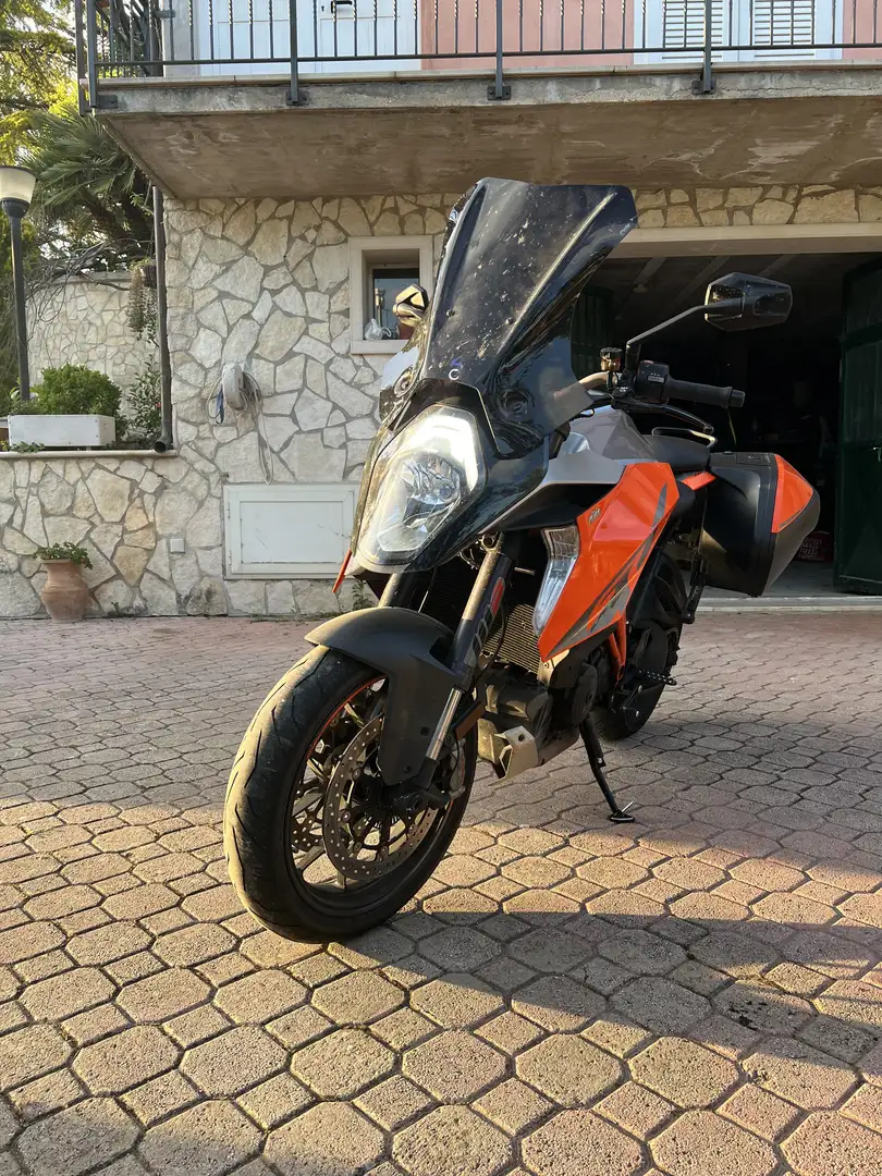 KTM 1290 Super Duke GT - 1