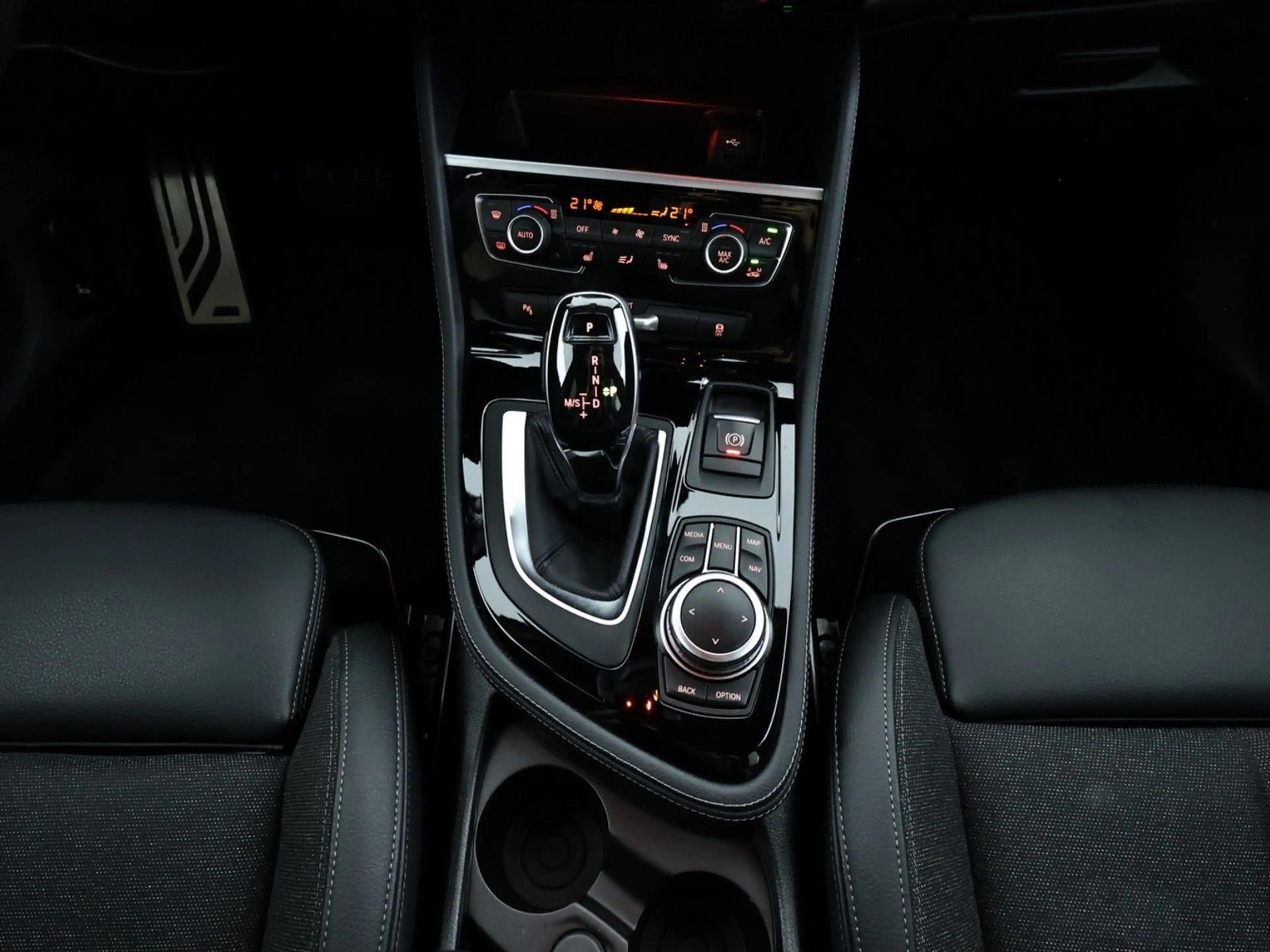 BMW 216 2er Gran Tourer - 216d  M Sport|HeadIp|LED|Navi — photo 13