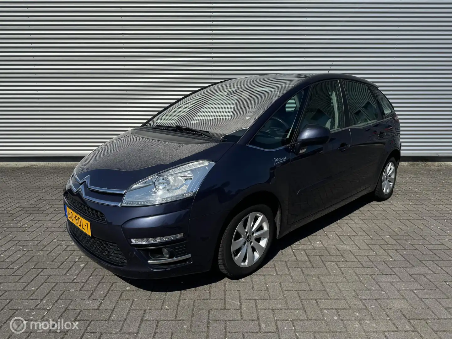 Citroen C4 Picasso 1.6 THP Tendance | Airco | Cruise | Paars - 1