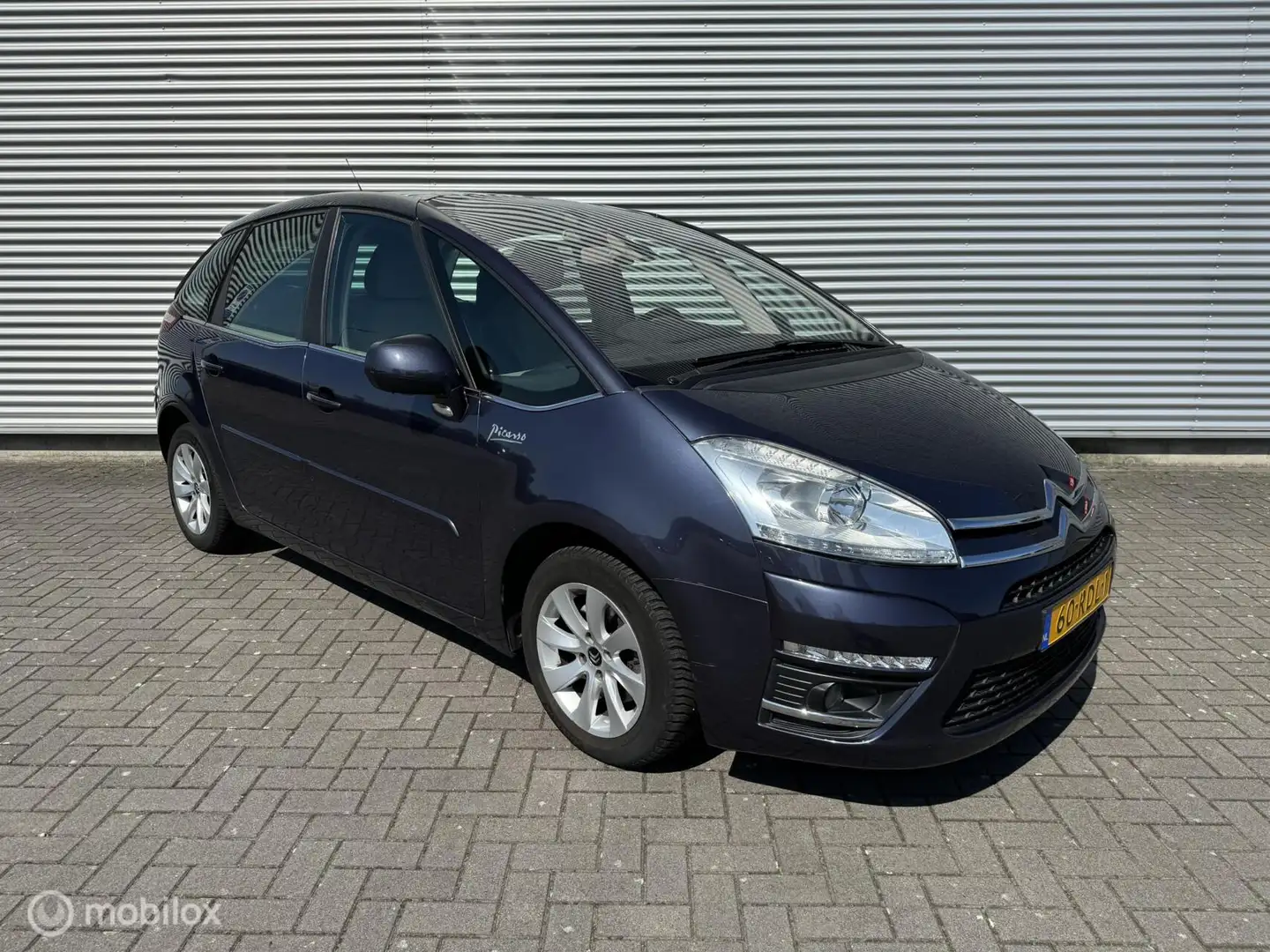 Citroen C4 Picasso 1.6 THP Tendance | Airco | Cruise | Paars - 2