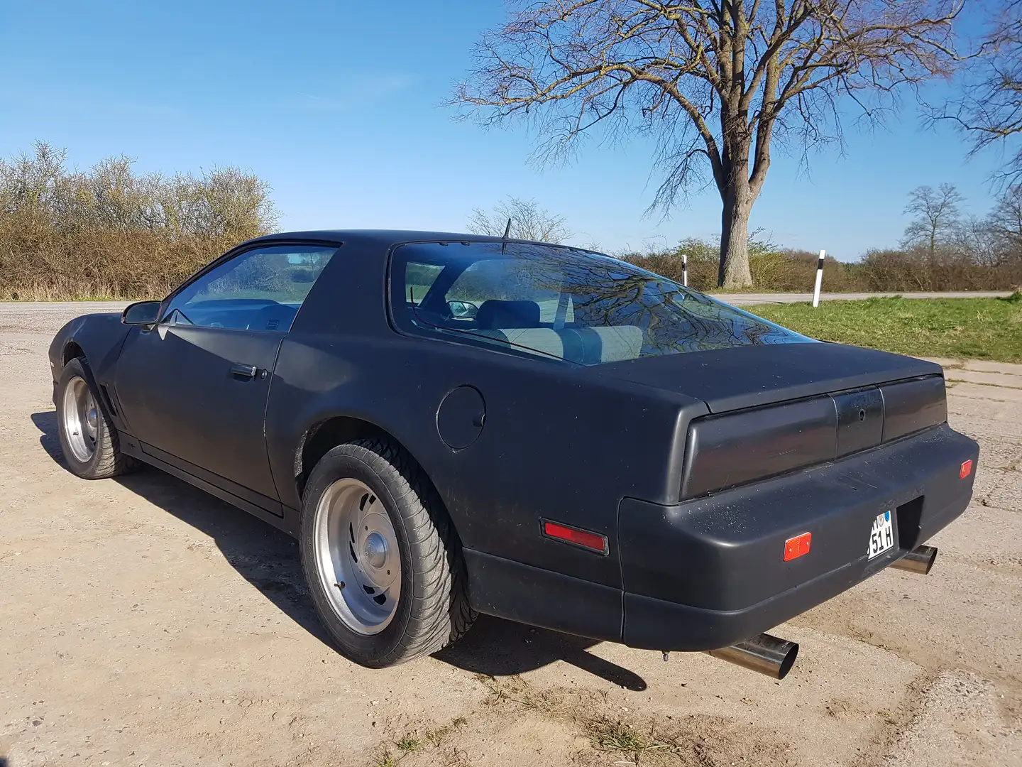 Pontiac Trans Am Performance Schwarz - 2