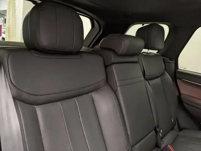 Land Rover Range Rover view 8