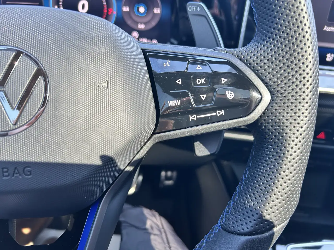 Volkswagen Golf R снимка Volkswagen Golf R