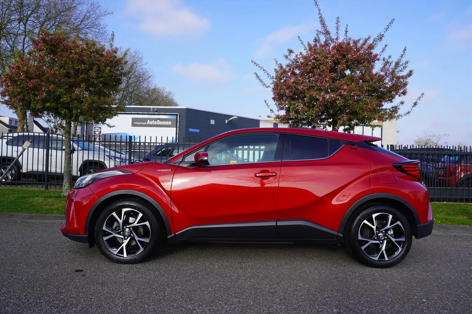 Toyota C-HR 2.0 Hybrid 184pk CVT First Edition JBL Trekhaak Ap Rood - 2