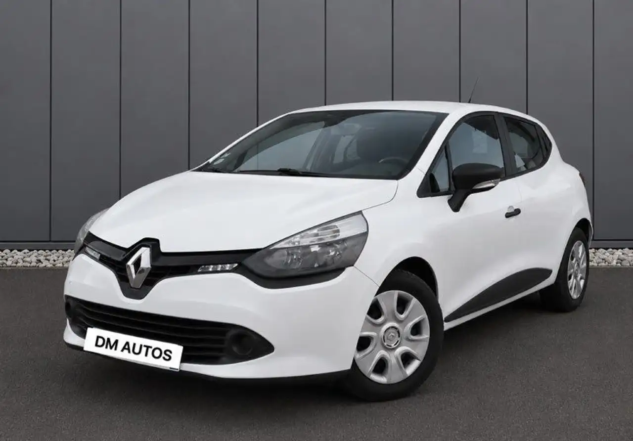 Renault Clio iv sociÃ©tÃ© business 1.5 dci 90ch gps c