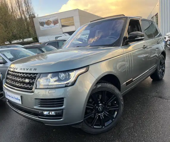 Land Rover Range Rover VOGUE HSE 3.0 TDV6 258 CH TOIT PANO ENTRETIEN LAND GAR 12M