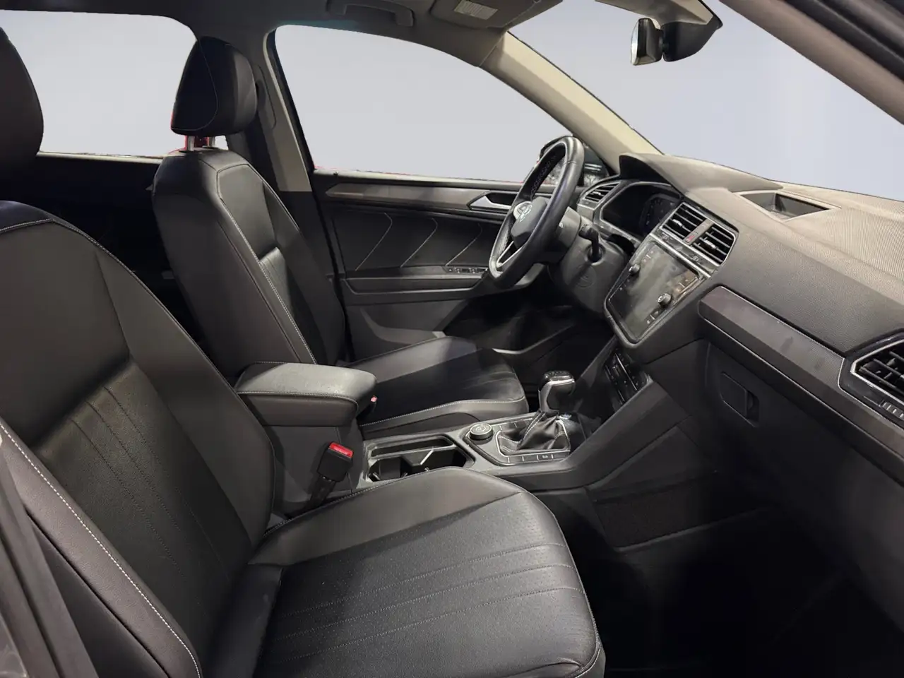 Volkswagen Tiguan снимка Volkswagen Tiguan