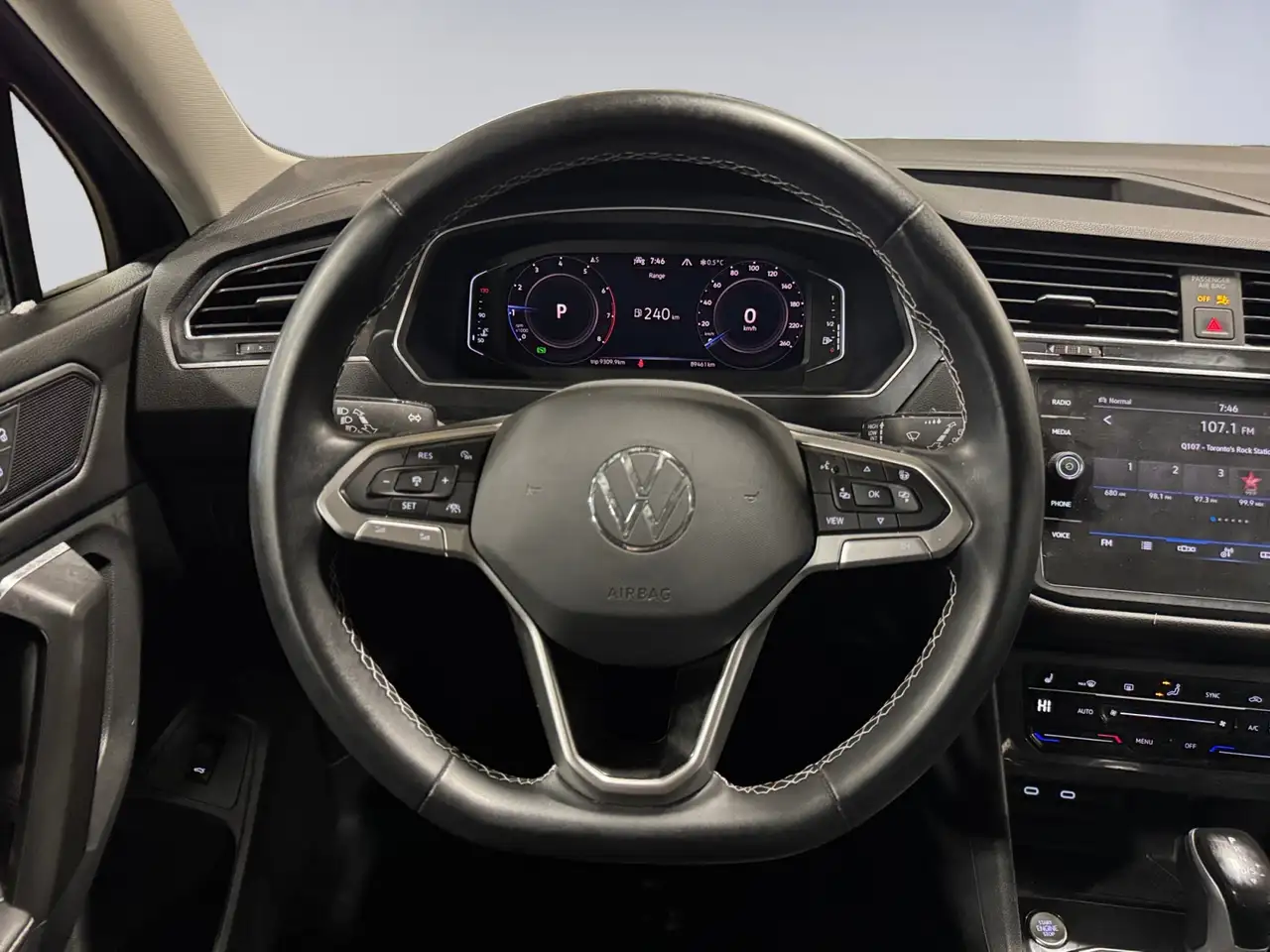 Volkswagen Tiguan снимка Volkswagen Tiguan