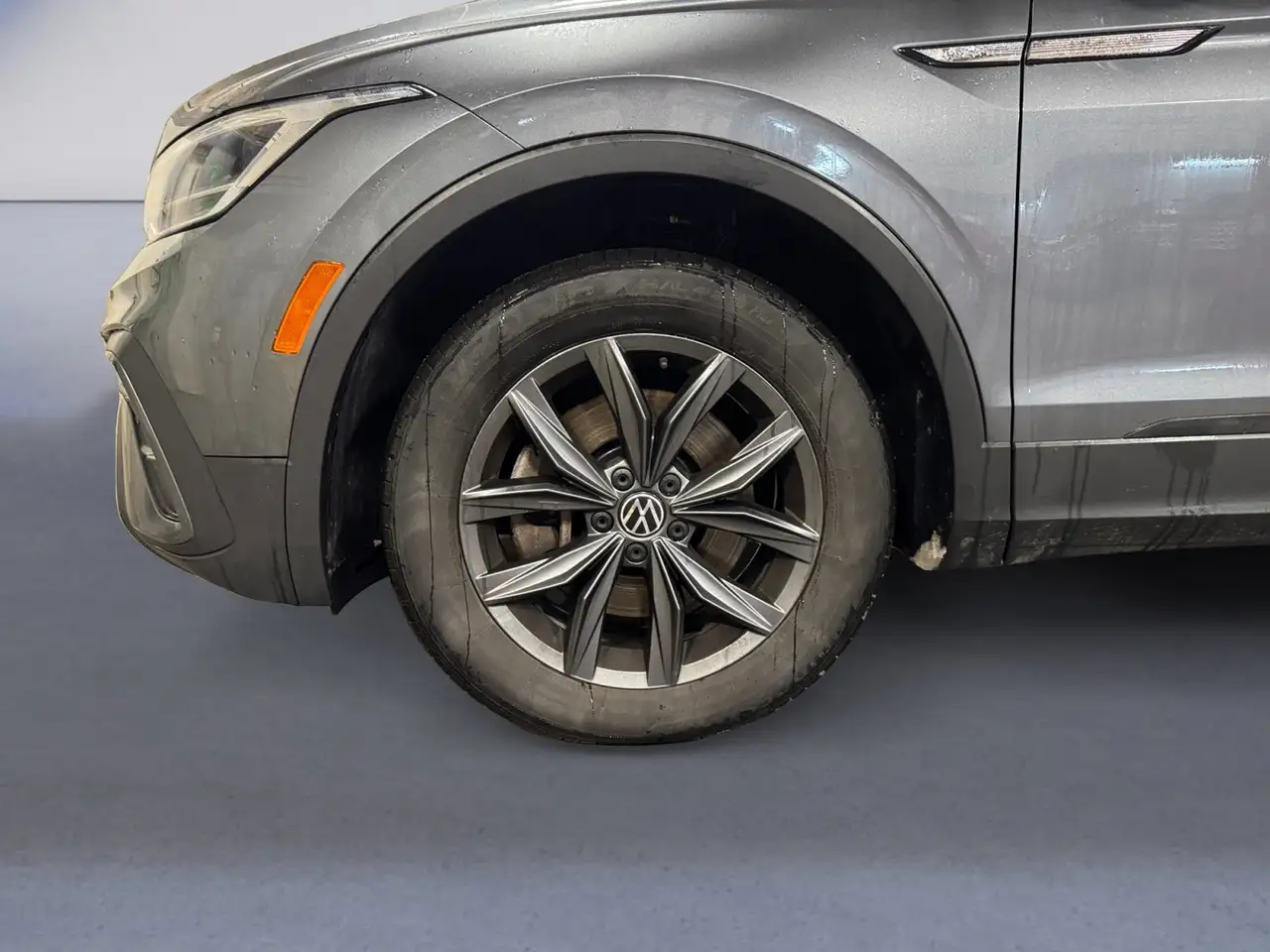 Volkswagen Tiguan снимка Volkswagen Tiguan