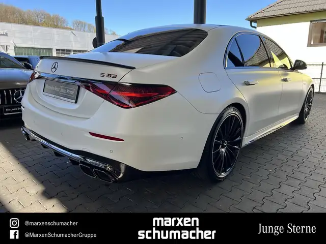 Mercedes-Benz S-Class view 4