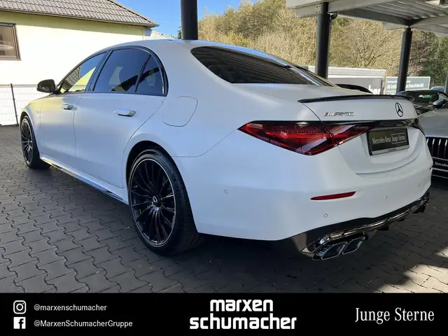 Mercedes-Benz S-Class view 6