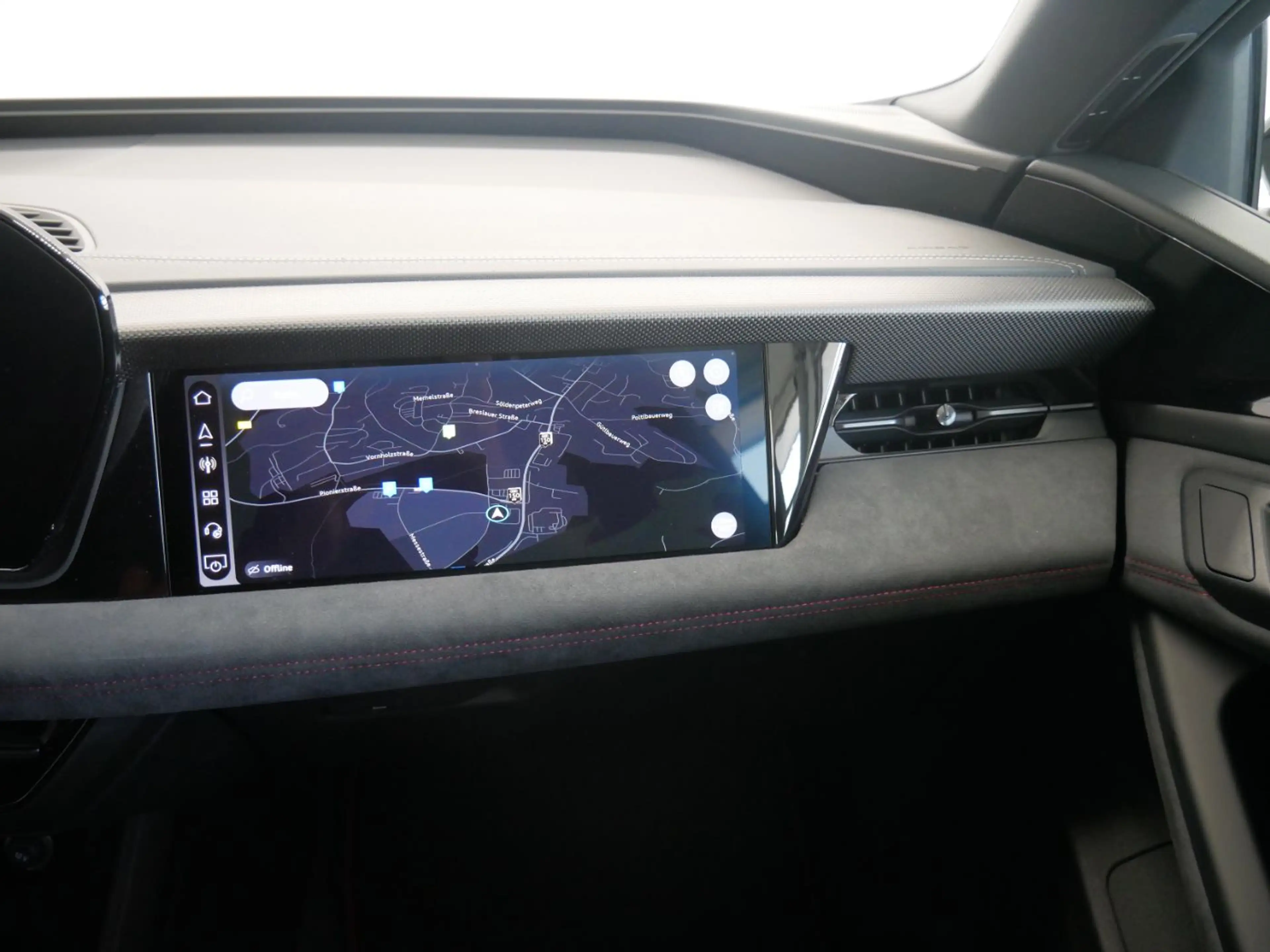 Audi A6 e-tron A6 Avant e-tron quattro 315 kW 360 — photo 12