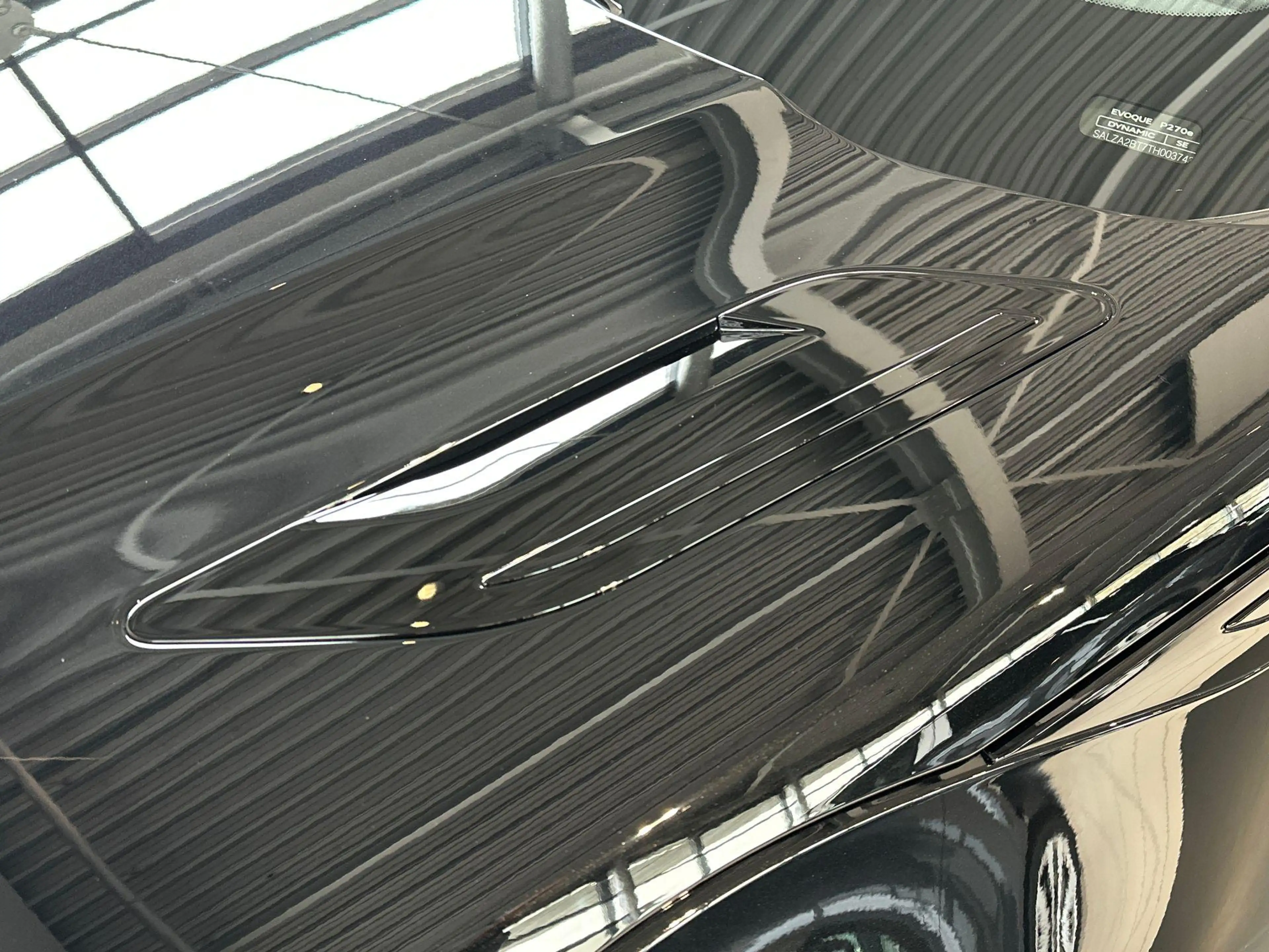 Land Rover Range Rover Evoque P270e AWD DYNAMIC SE -PANO.DAK|20"LM|BLACK PACK|CO — photo 22