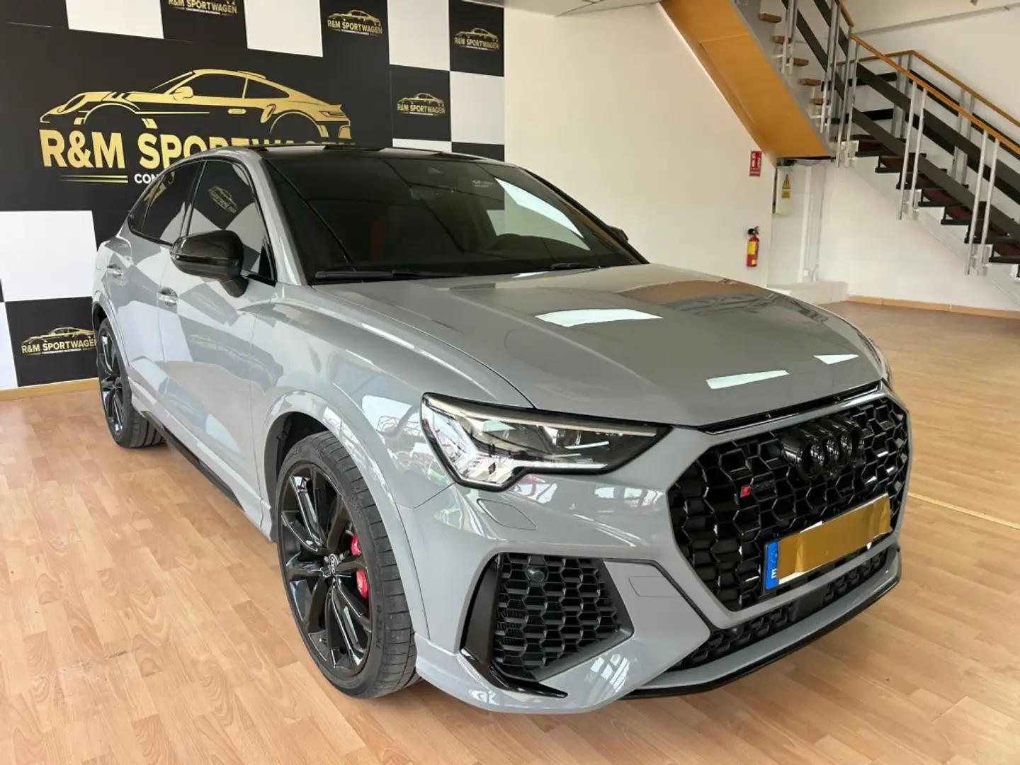 Audi RS Q3 Sportback 2.5 TFSI quattro S tronic Gris - 2