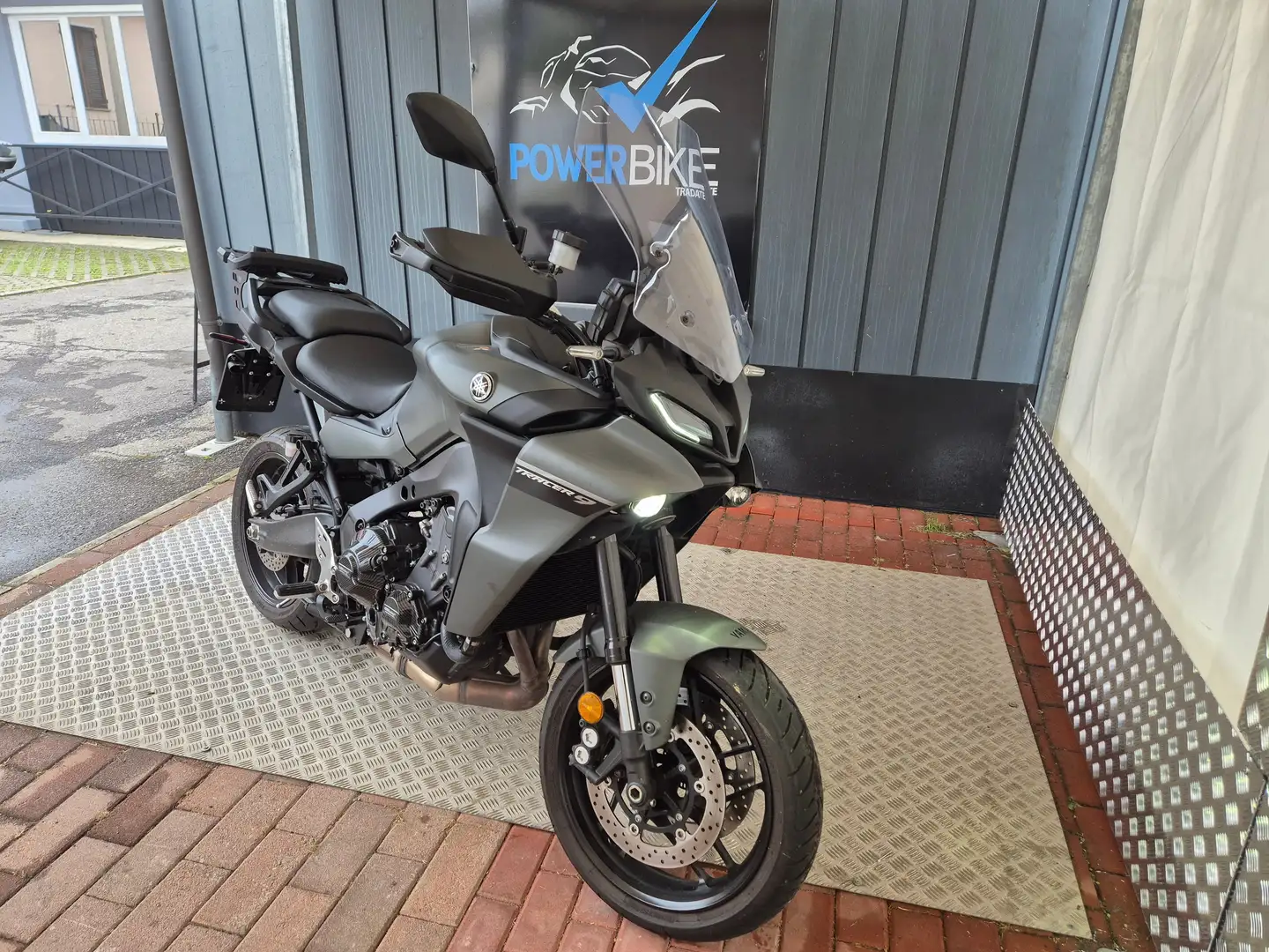 Yamaha Tracer 9 Gri - 2