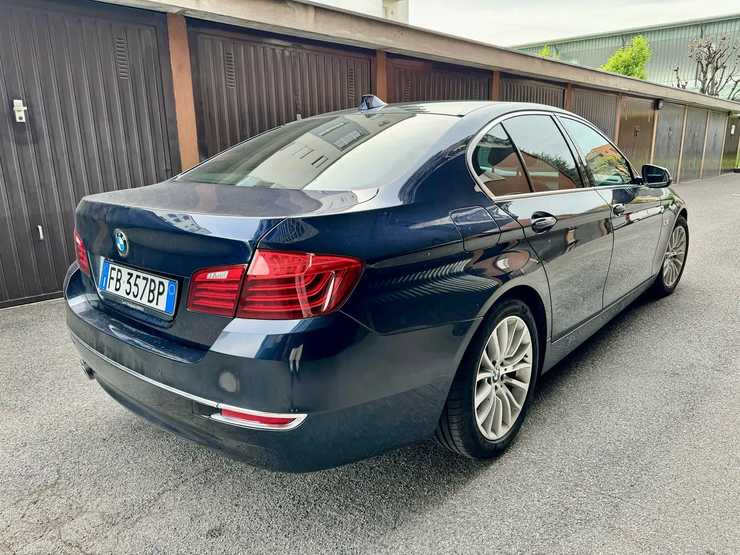 BMW 520 520d Luxury 190cv Blu/Azzurro - 2