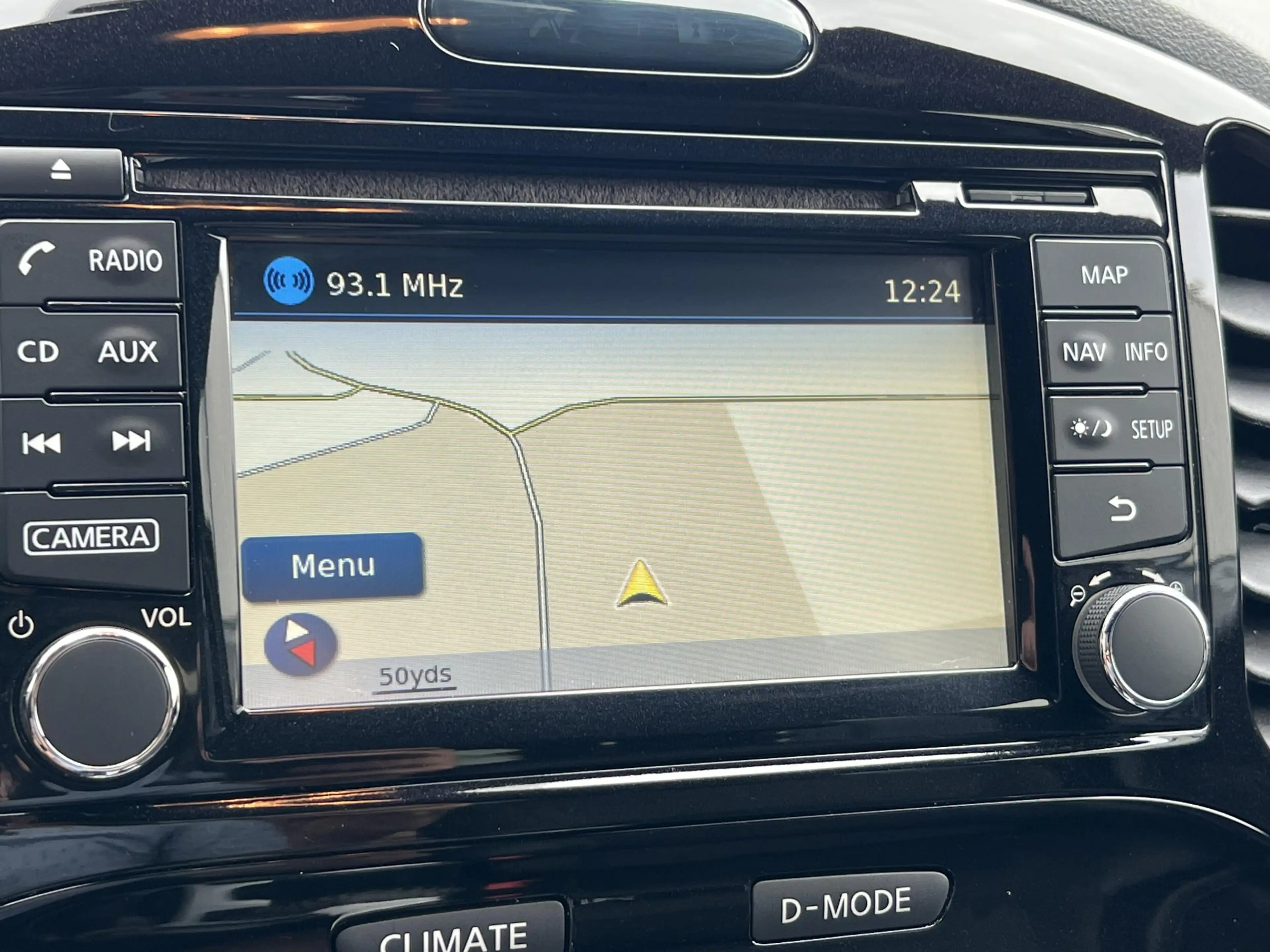 Nissan Juke 1.2 DIG-T S/S Tekna navi / blind spot / clima / 17 — photo 22