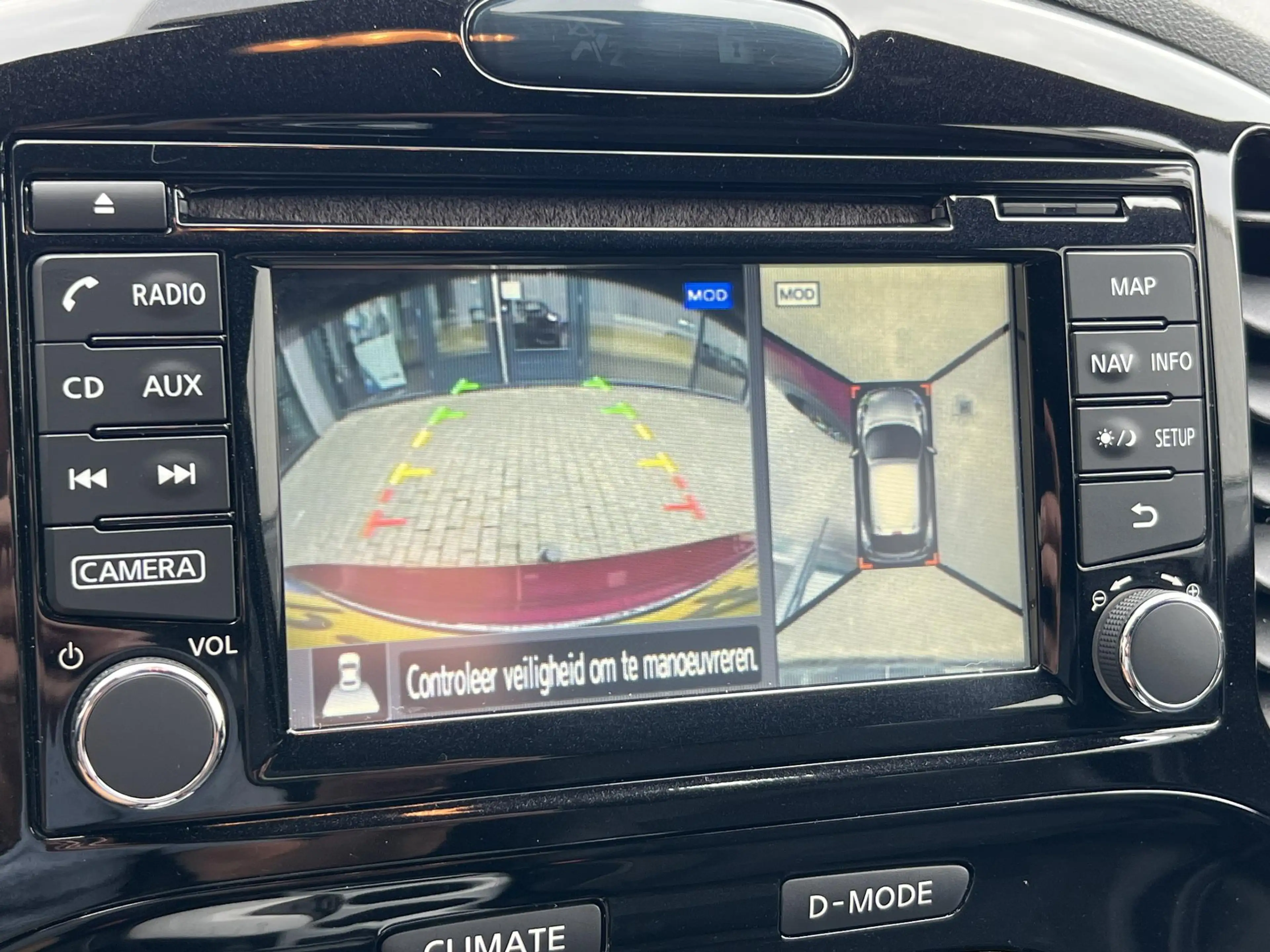 Nissan Juke 1.2 DIG-T S/S Tekna navi / blind spot / clima / 17 — photo 27