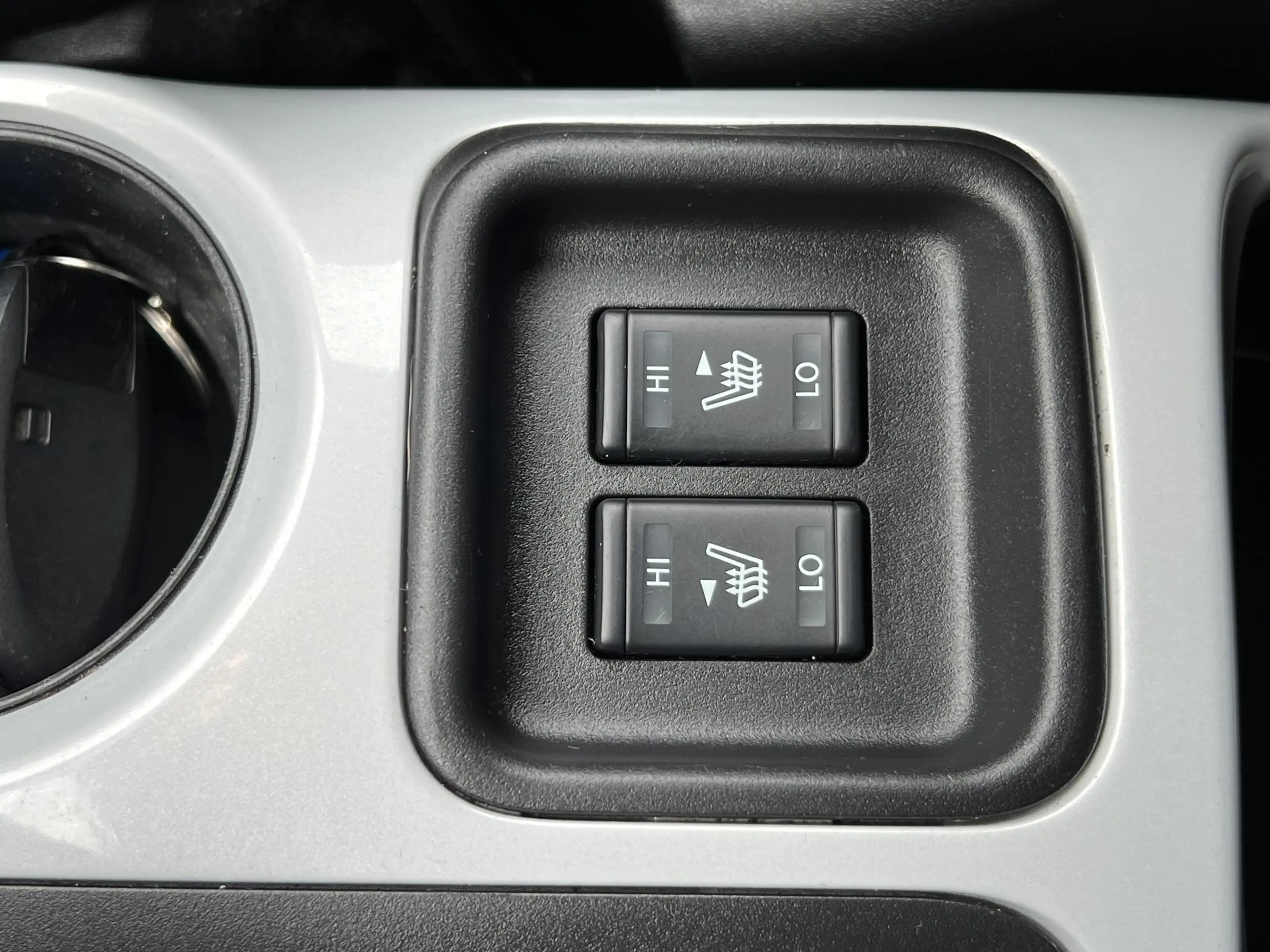 Nissan Juke 1.2 DIG-T S/S Tekna navi / blind spot / clima / 17 — photo 28