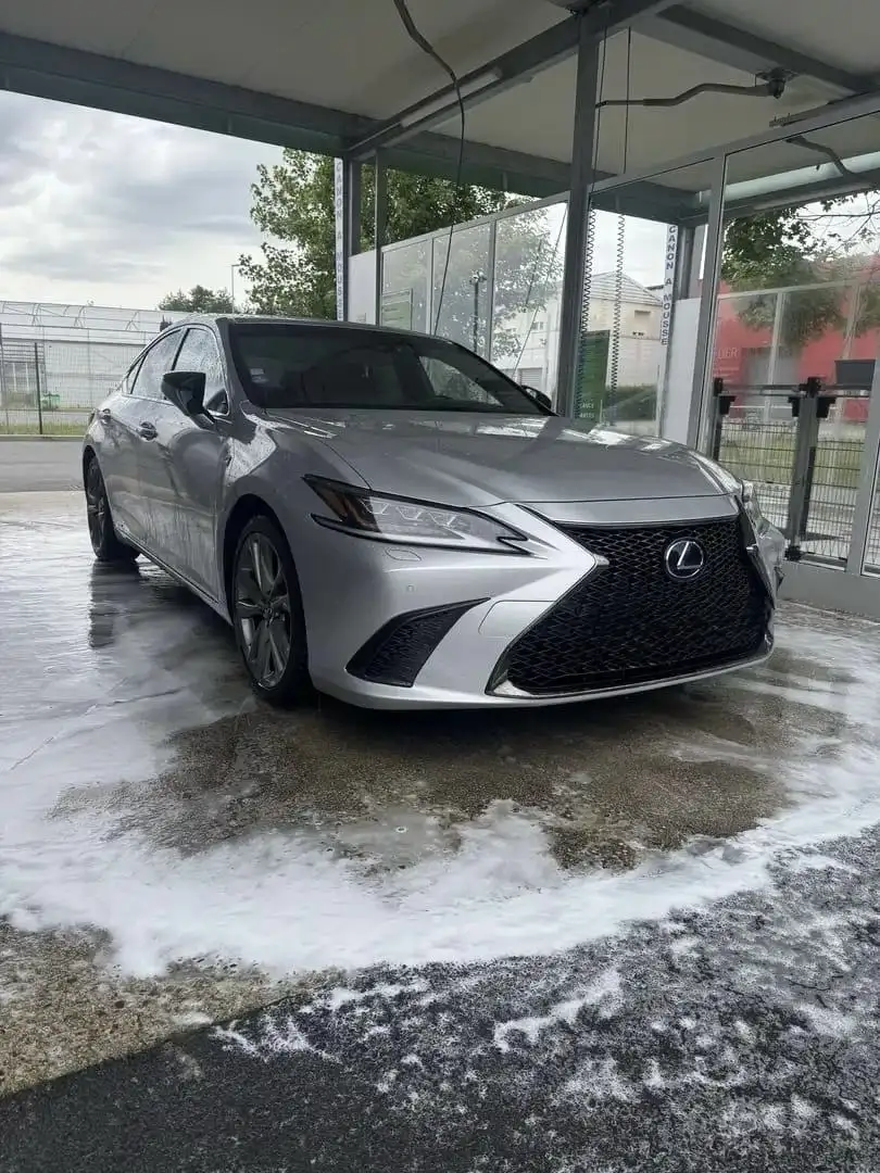 Lexus ES 300 ES 300h F SPORT - 2